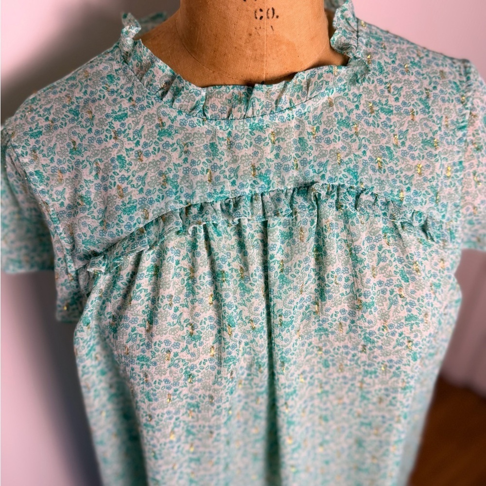 Jolie women’s green with gold flecks short sleeve women’s blouse with ruffle lg